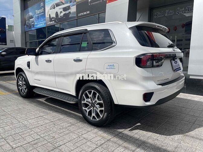 Everest Tita 2.0L 4x2AT 2022, 400tr Nhận Xe NH 70%
