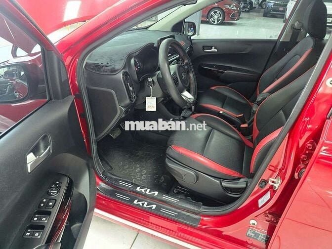 Kia Morning 2021 GT-Line 1.2AT,màu đỏ, 33.000 km