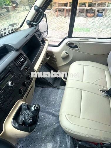 Ford Transit 2015 Standard MID - 240000 km
