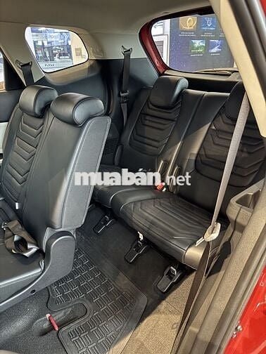 Kia Carens 1.5G IVT - Trả trước 215tr lấy xe ngay