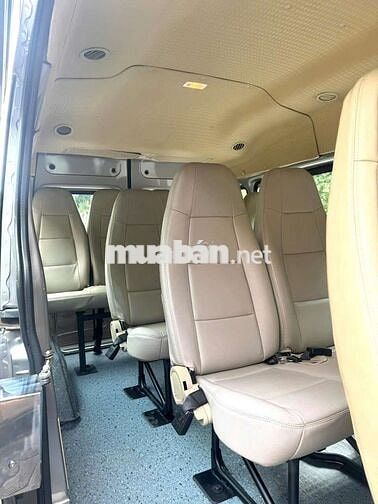 Ford Transit 2015 Standard MID - 240000 km