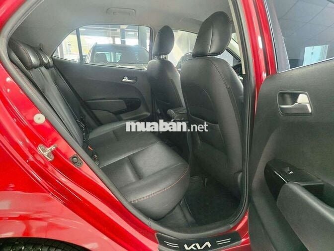 Kia Morning 2021 GT-Line 1.2AT,màu đỏ, 33.000 km