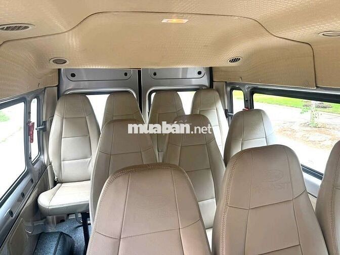 Ford Transit 2015 Standard MID - 240000 km