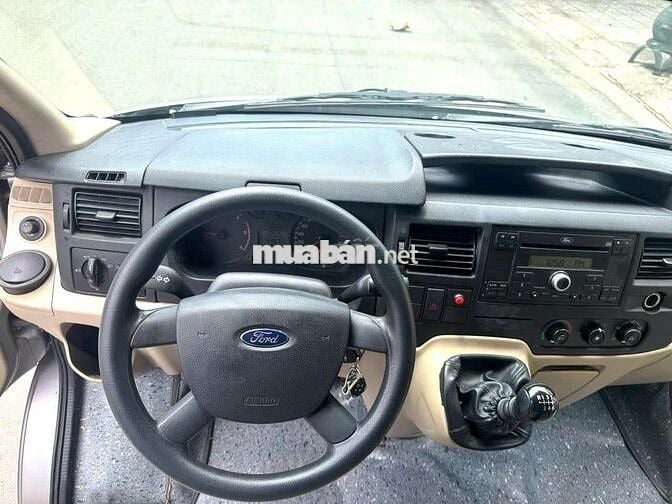 Ford Transit 2015 Standard MID - 240000 km