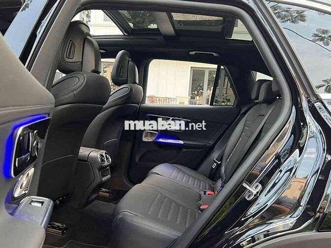 Mercedes Benz GLC 2023 300 4Matic - 7000 km