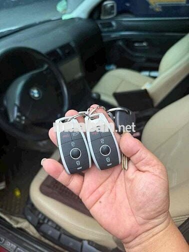 BMW 528i số sàn , chính chủ