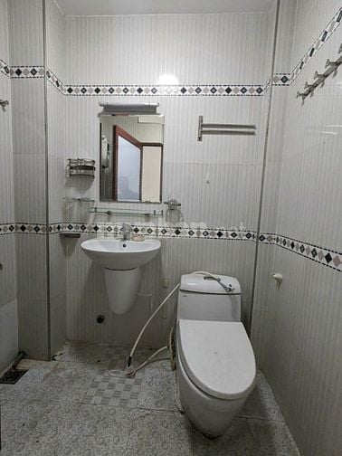 1 CĂN RA TÂN THÀNH TÂN PHÚ–51M2 NGANG 4M – 4 TẦNG KIÊN CỐ - NHỈNH 5 T