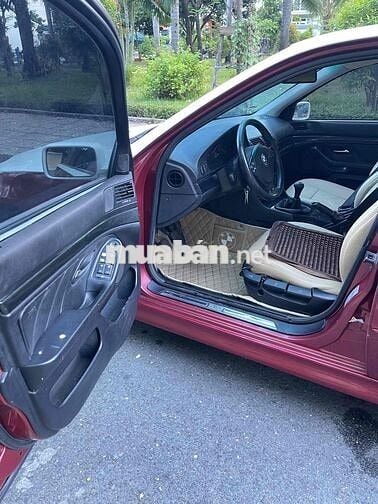 BMW 528i số sàn , chính chủ