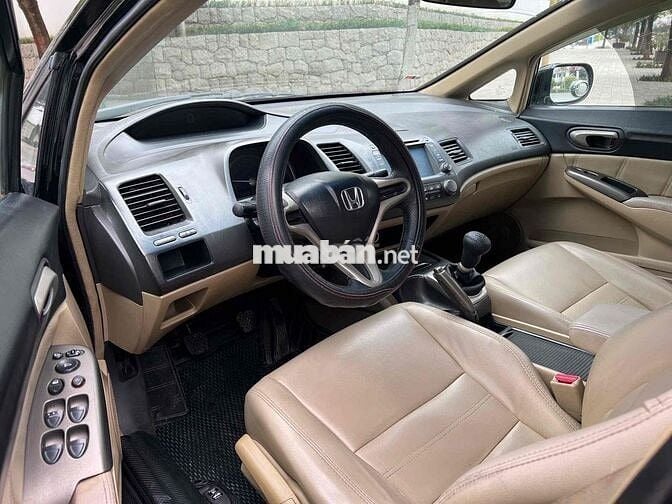 Honda Civic 2010 1.8 MT - 5000 km