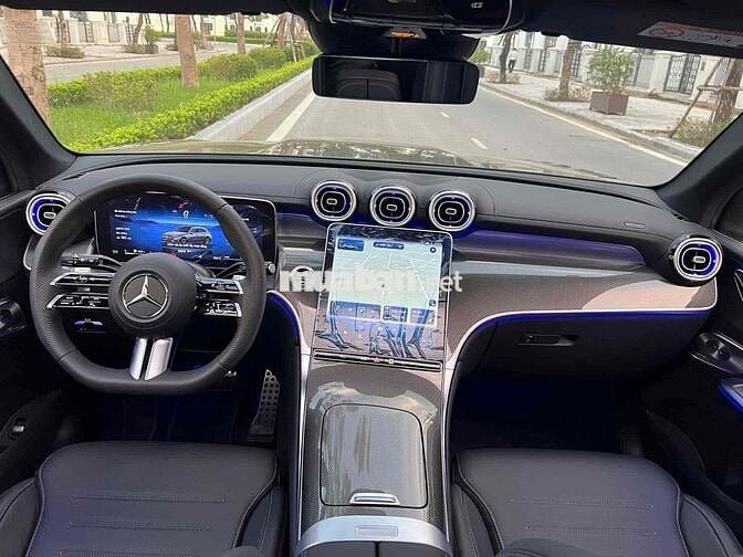 Mercedes Benz GLC 2023 300 4Matic - 7000 km