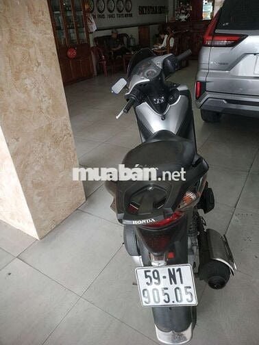 Kẹt tiền cần bán gấp sh nhập ý 150cc,2 đk2010