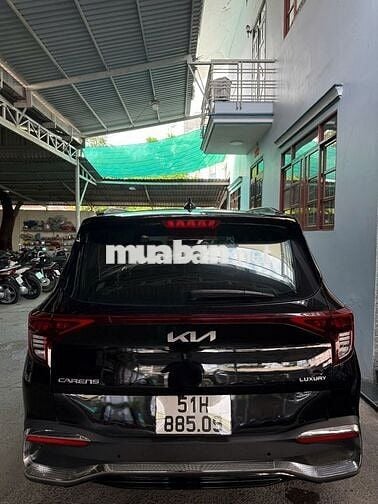 Kia Carens 2024 1.5G Luxury - 15575 km