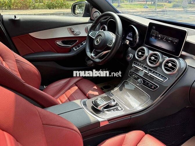 Mercedes Benz C Class 2017 C300 AMG - 75000 km