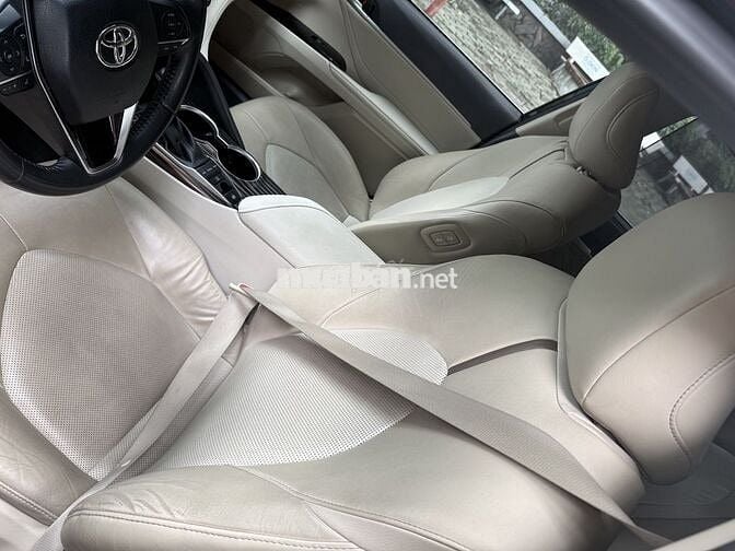 Toyota Camry 2019 2.5Q - 41000 km