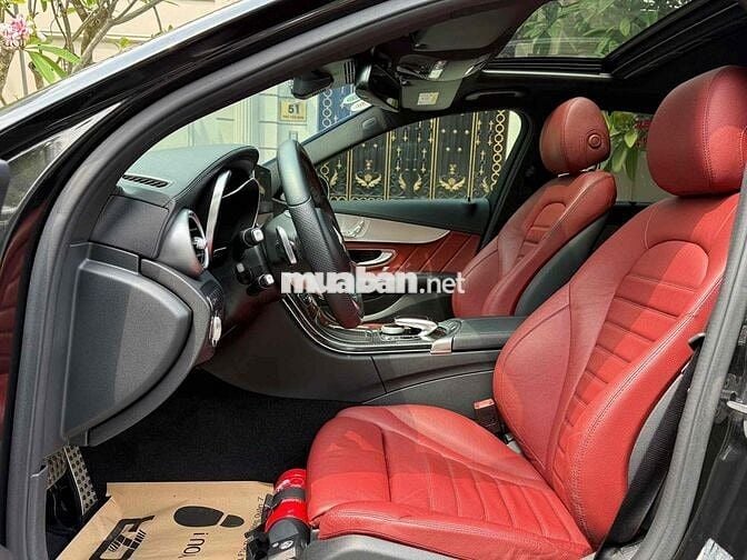 Mercedes Benz C Class 2017 C300 AMG - 75000 km