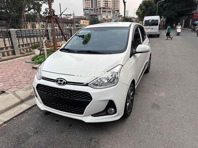 Hyundai Grand i10 GLS 2018 1.2 AT - 29000 km