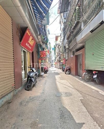 Nhà Đẹp , Ô tô Đỗ cửa,Nội thất cao cấp , phố Trần Bình , Mỹ Đình,Ô tô