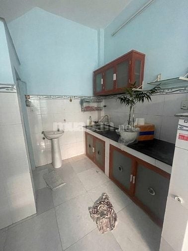 Bán nhà Lạc Long Quân Phường 10 Tân Bình, 4X8m, giá siêu rẻ 3tỷ799