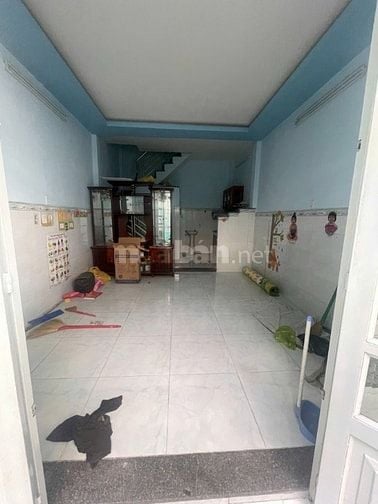 Bán nhà Lạc Long Quân Phường 10 Tân Bình, 4X8m, giá siêu rẻ 3tỷ799