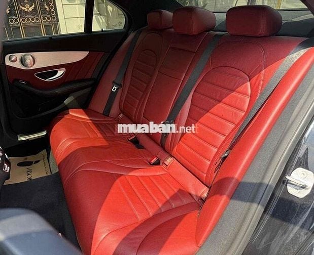Mercedes Benz C Class 2017 C300 AMG - 75000 km
