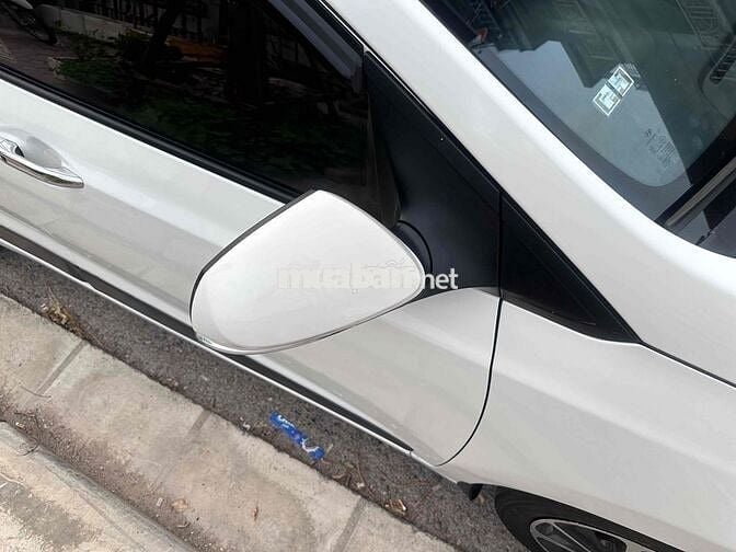 Hyundai Grand i10 GLS 2018 1.2 AT - 29000 km