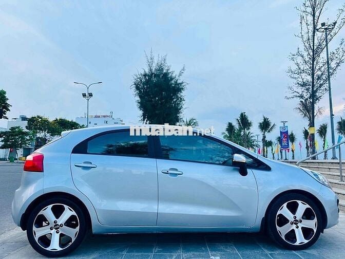 Kia Rio nhập Hàn số AT - 2013