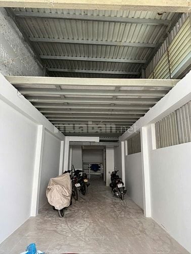 Nhà trống cho thuê ,1 trệt ,1 lầu ,1 lững