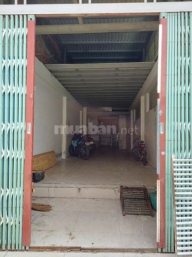 Nhà trống cho thuê ,1 trệt ,1 lầu ,1 lững