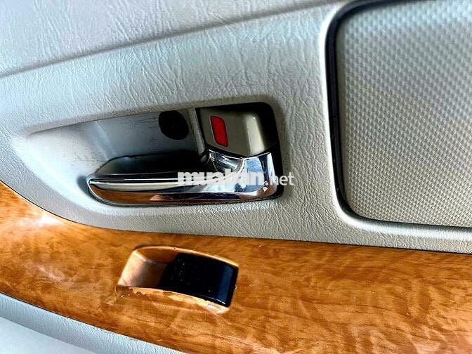 xe Toyota Innova 2011 G - Ghi bạc đẹp