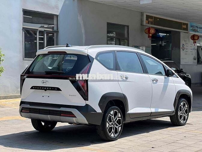 Hyundai Stargazer 2025