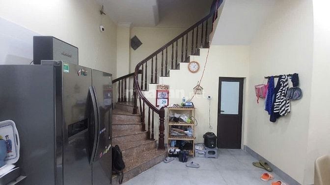 Bán nhà Đội Cấn- 3 thoáng- Full đồ ở ngay 46m2-5T- MT6m- Nhỉnh 10 tỷ