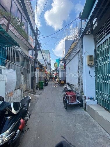 Nhà trống cho thuê ,1 trệt ,1 lầu ,1 lững
