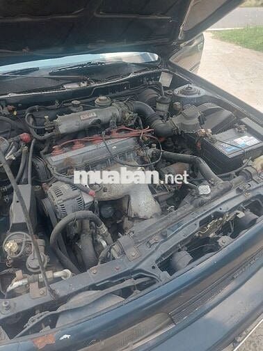 Tôi  cần bán xe toyota như hình, bao rút hồ sơ