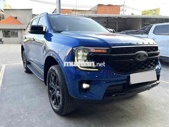 Ford Everest Sport 2023 4x2 AT - 59.000 km