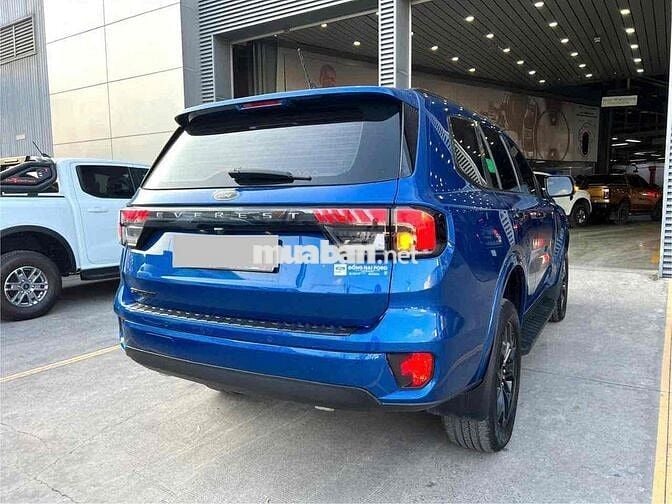Ford Everest Sport 2023 4x2 AT - 59.000 km