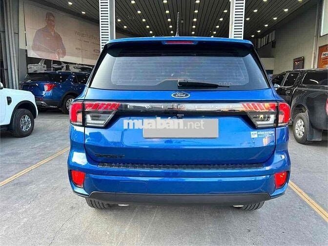 Ford Everest Sport 2023 4x2 AT - 59.000 km