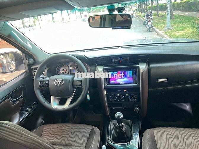 Toyota Fortuner 2019 2.4G 4x2 MT - 83000 km
