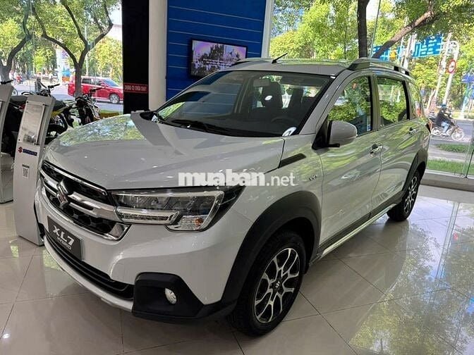 Xả kho Suzuki XL7 Hybrid 2023 giá siêu rẻ