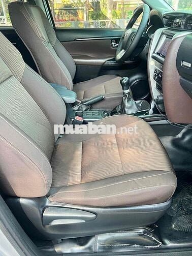 Toyota Fortuner 2019 2.4G 4x2 MT - 83000 km