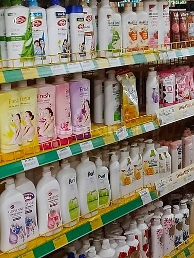 Cần Tuyển Gấp 3 Nhân Viên  Bán Hàng Cho Cửa Hàng Mới 