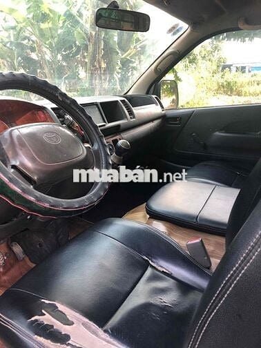 Toyota Hiace đầu búa đời 2005