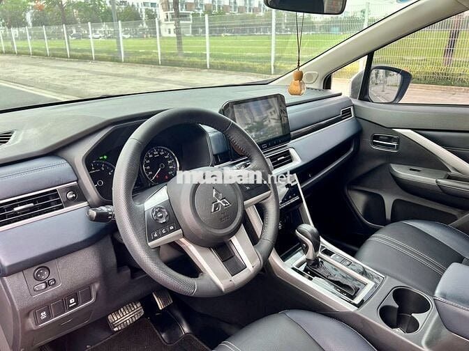 Xpander cross 2022 dky 2023 nhập khẩu