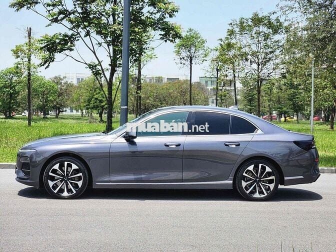 VinFast Lux A2.0 2019 Premium 2.0 AT - 25000 km