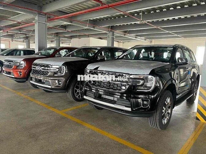 Ford Everest ưu đãi giảm giá sở hữu chỉ từ 250tr