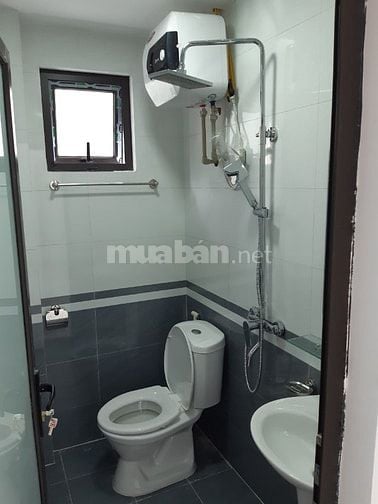 Cho thuê căn hộ số 301 tầng 3 Chung cư số 17 Ngõ Sân Quần - Khâm Thiên