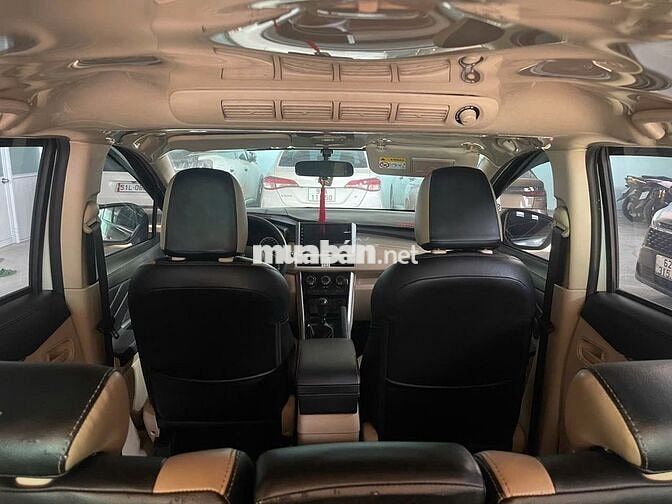 Cần bán xe Xpander MT 2020 .