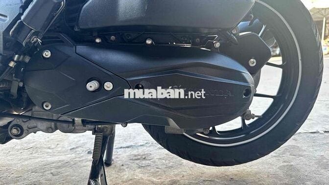 Honda Vario 150 trắng đen 2018 ( hỗ trợ góp )