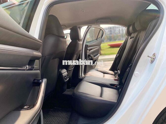 Mazda 3 2023  siêu mơi sơn zin cả xe