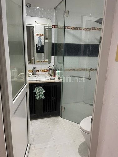 Bán nhà mặt tiền đường số 36, phường Tân Quy, Quận 7 giá rẻ