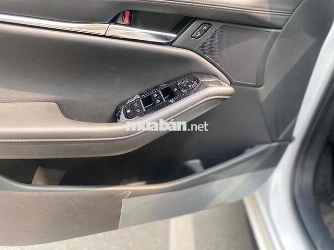 Mazda 3 2023  siêu mơi sơn zin cả xe